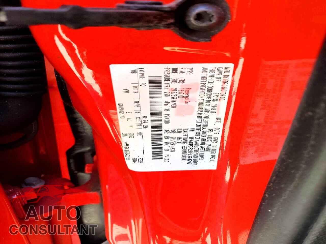 FORD FOCUS 2015 - 1FADP3F27FL294792