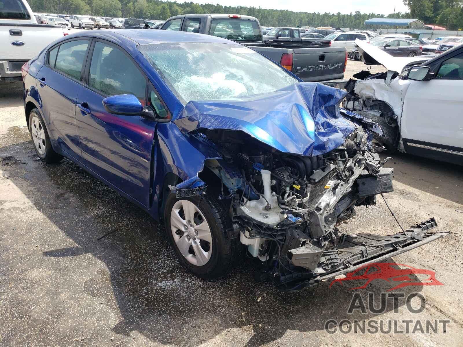 KIA FORTE 2018 - 3KPFK4A73JE268203