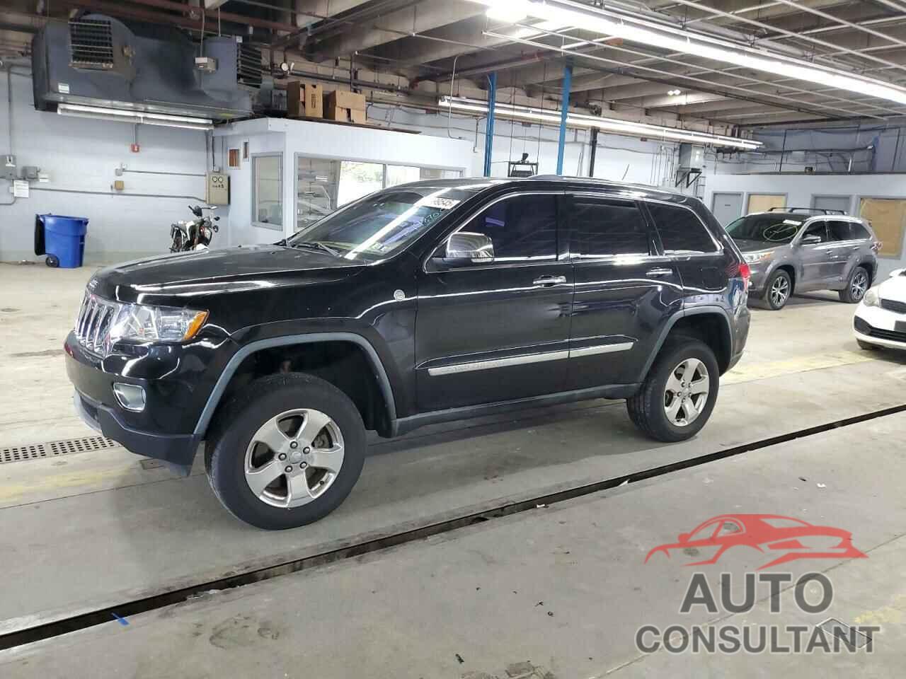 JEEP GRAND CHER 2011 - 1J4RR6GT9BC647038