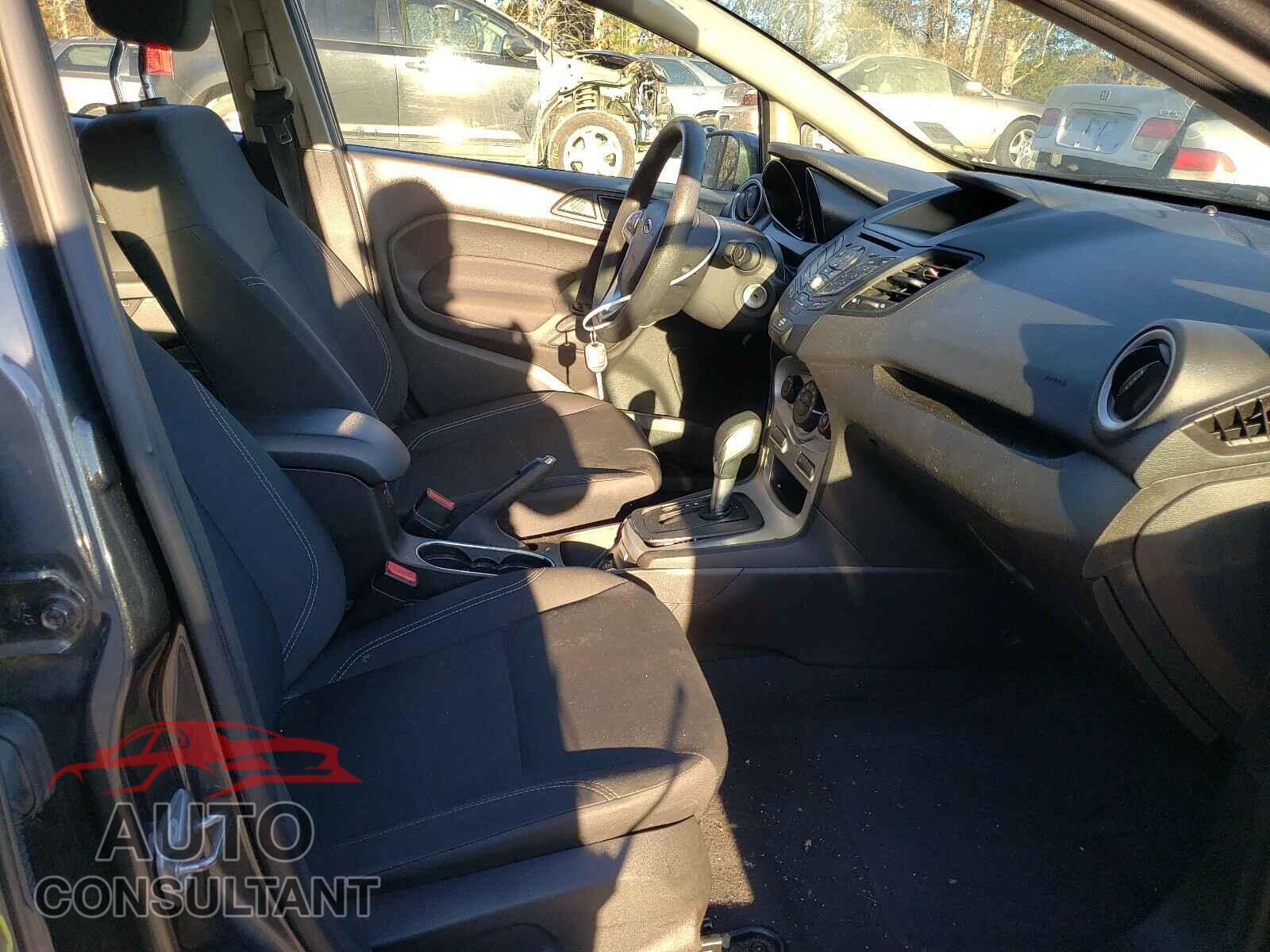 FORD FIESTA 2017 - 3FADP4EJXHM129352