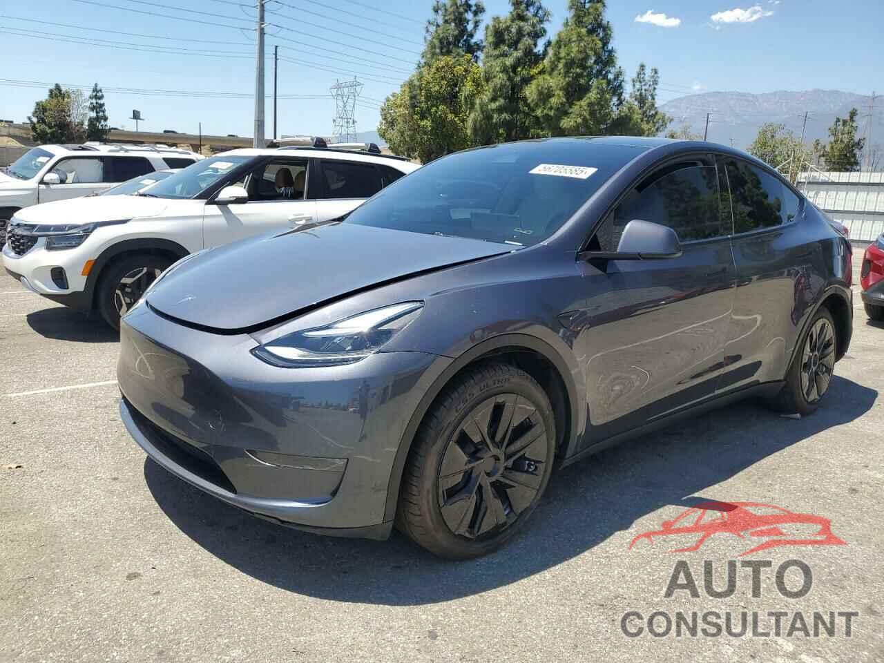 TESLA MODEL Y 2024 - 7SAYGDEEXRA215975