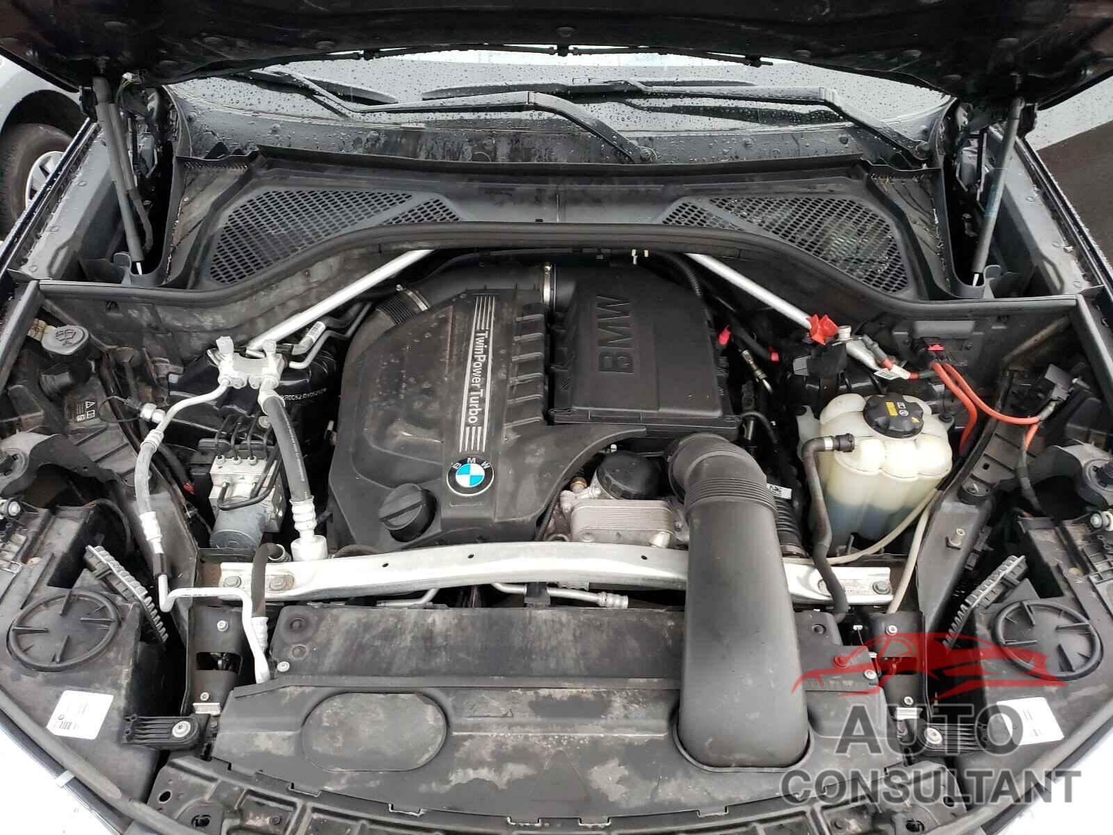 BMW X5 2018 - 5UXKR0C52J0Y05293