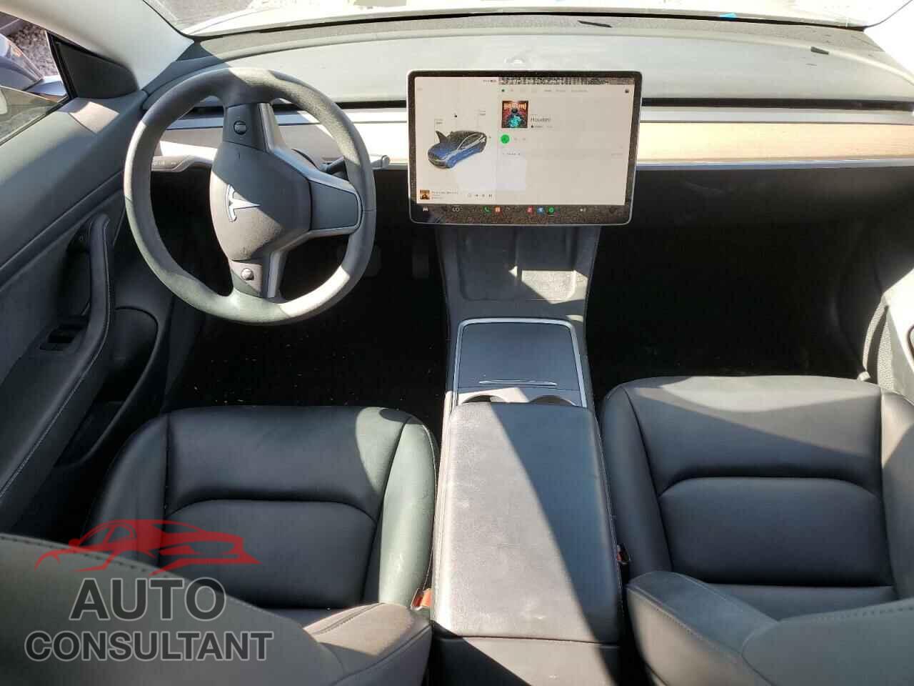 TESLA MODEL 3 2021 - 5YJ3E1EA2MF922329