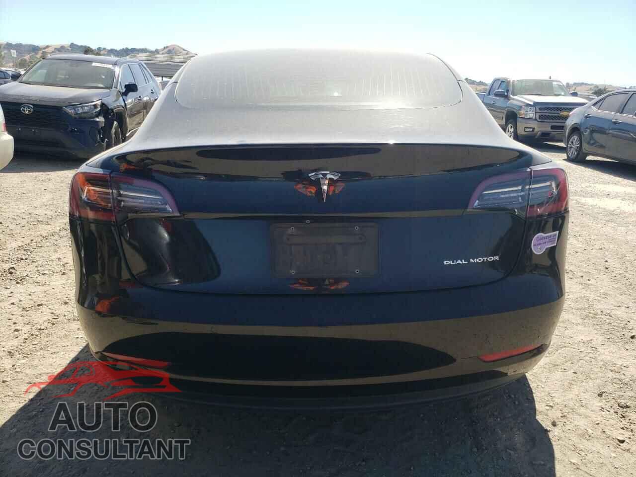 TESLA MODEL 3 2019 - 5YJ3E1EB7KF451655