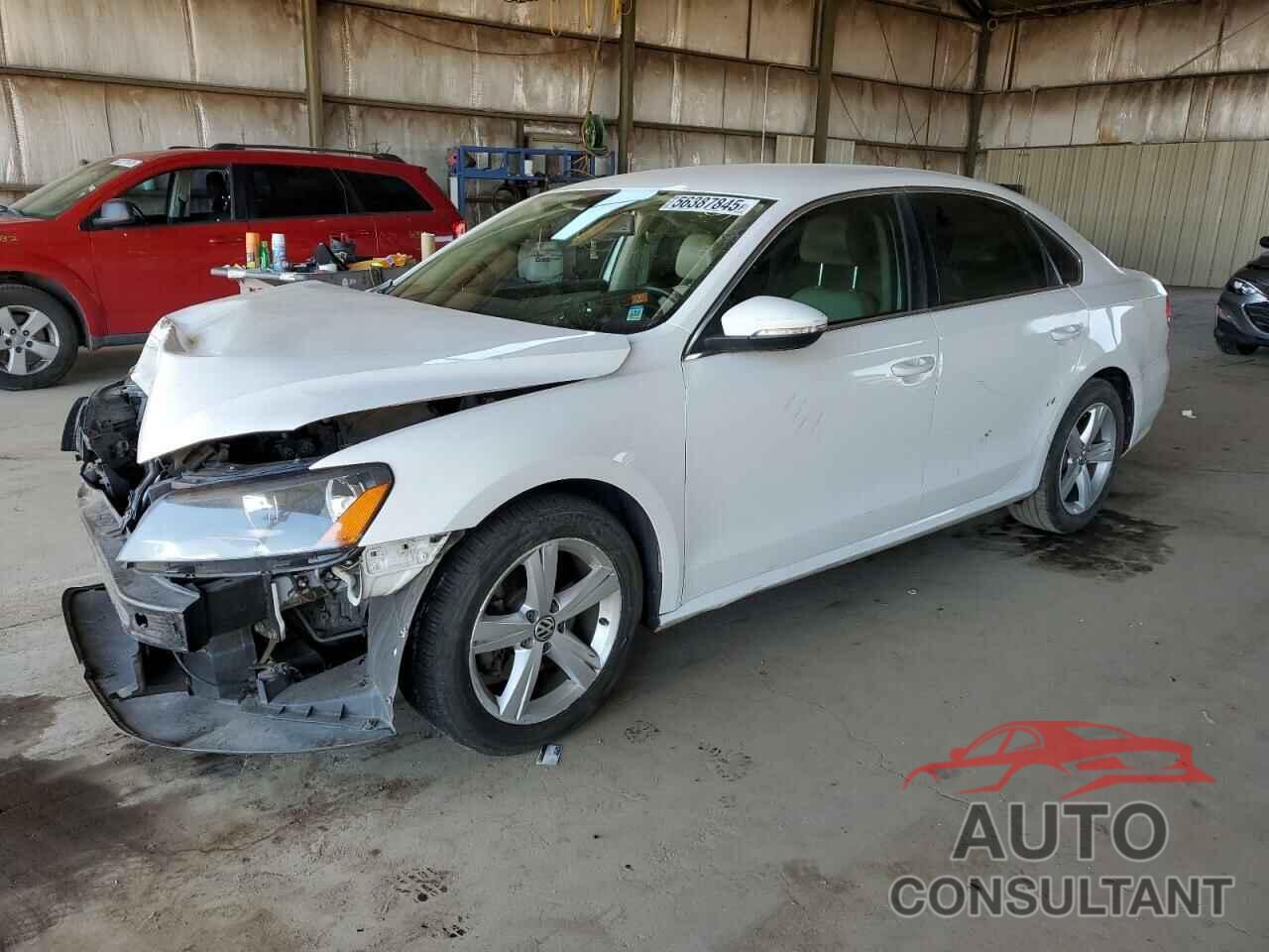 VOLKSWAGEN PASSAT 2012 - 1VWBP7A33CC068816