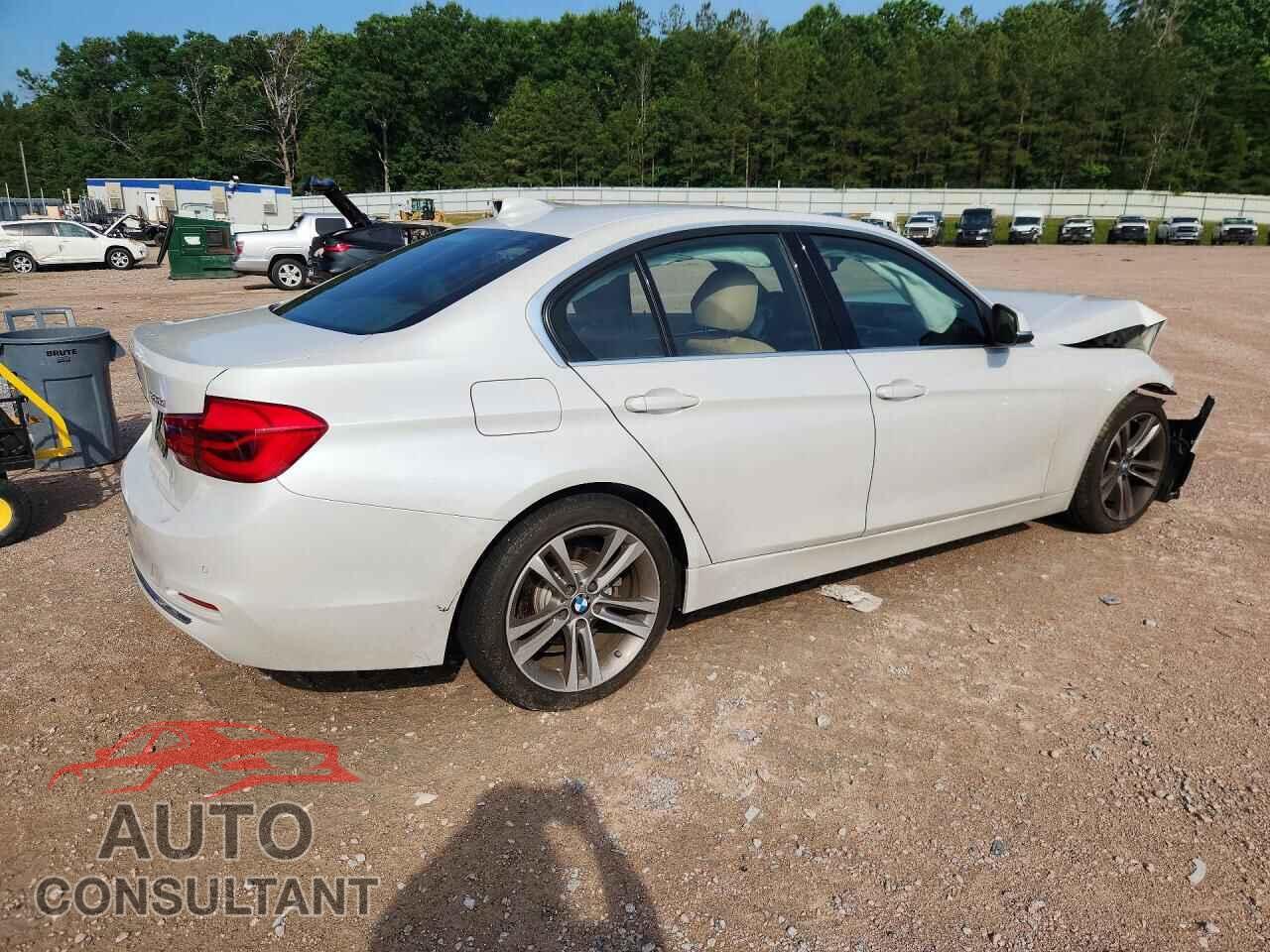 BMW 3 SERIES 2016 - WBA8E3G55GNU00458