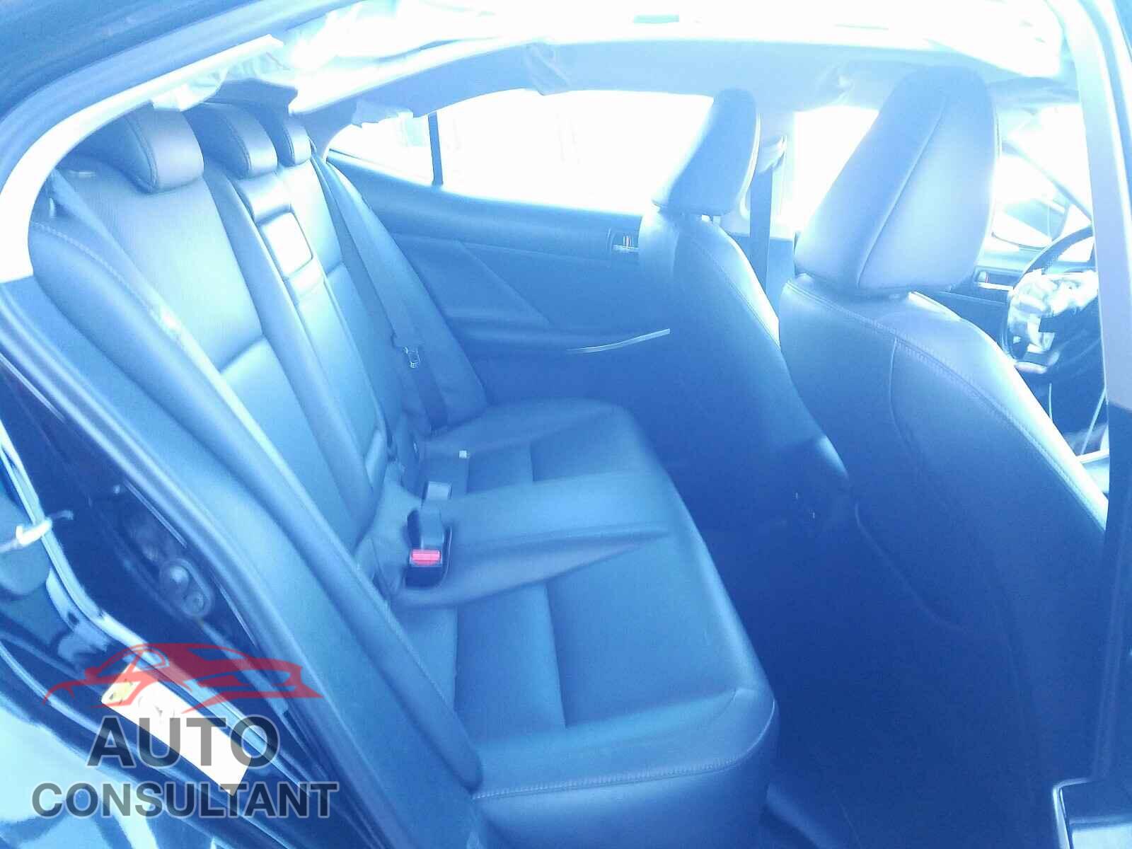 LEXUS IS 2016 - JTHCM1D2XG5010937