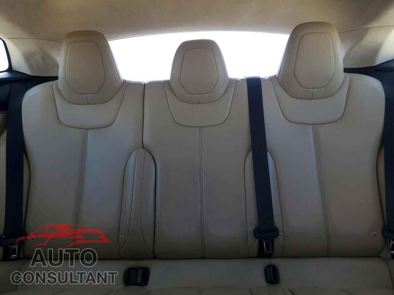 TESLA MODEL S 2016 - 5YJSA1E24GF143194