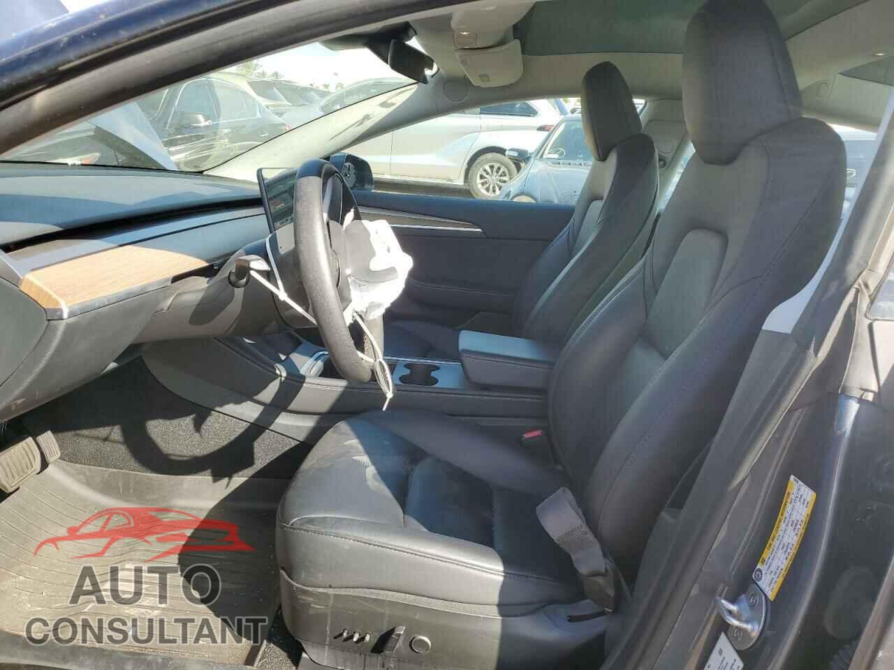 TESLA MODEL 3 2023 - 5YJ3E1EA7PF679959