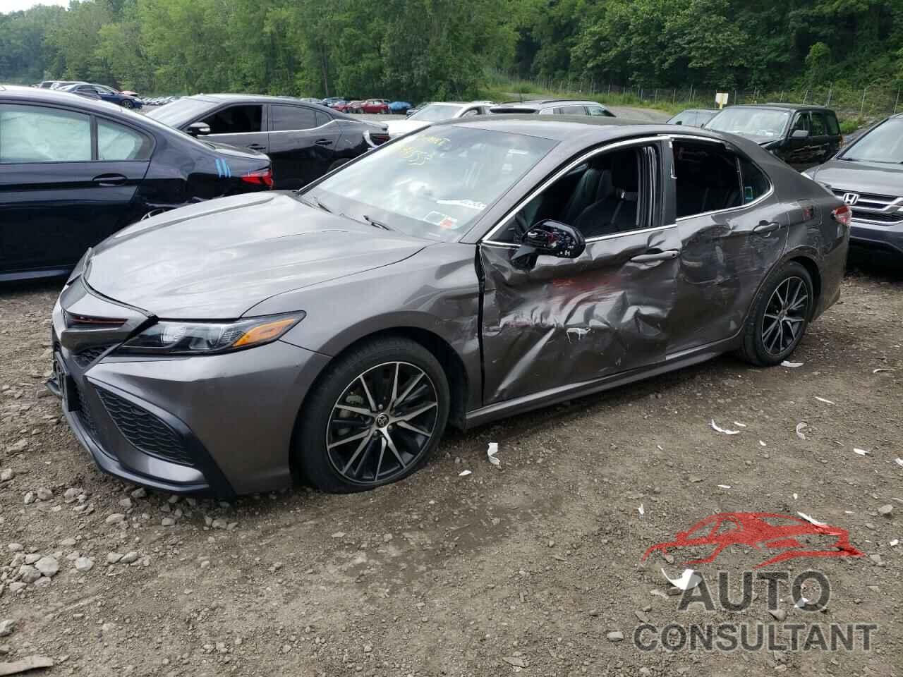 TOYOTA CAMRY 2021 - 4T1G11AK1MU599471