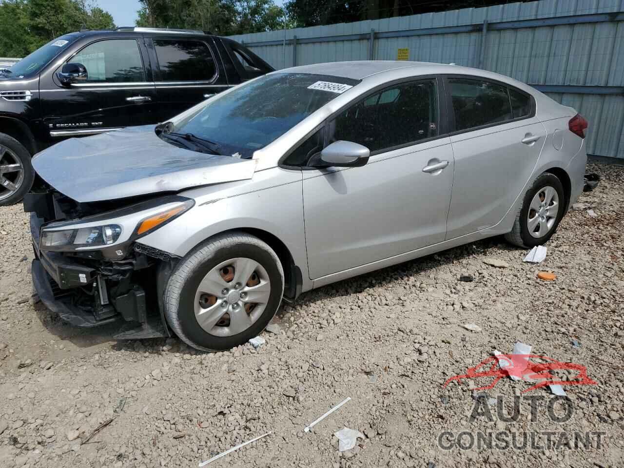 KIA FORTE 2018 - 3KPFK4A74JE282921