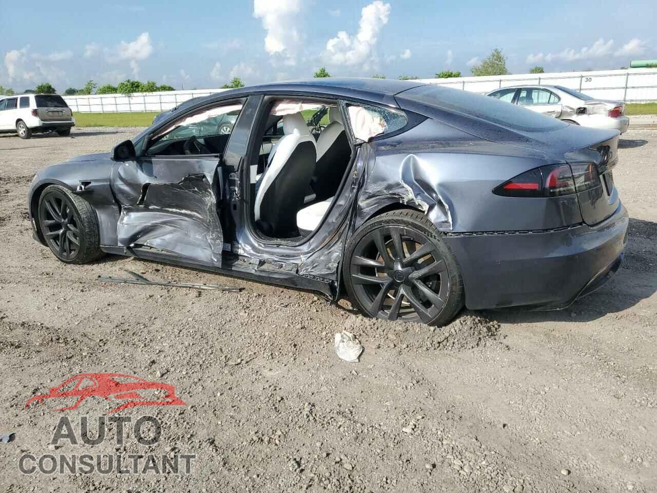 TESLA MODEL S 2022 - 5YJSA1E58NF478417