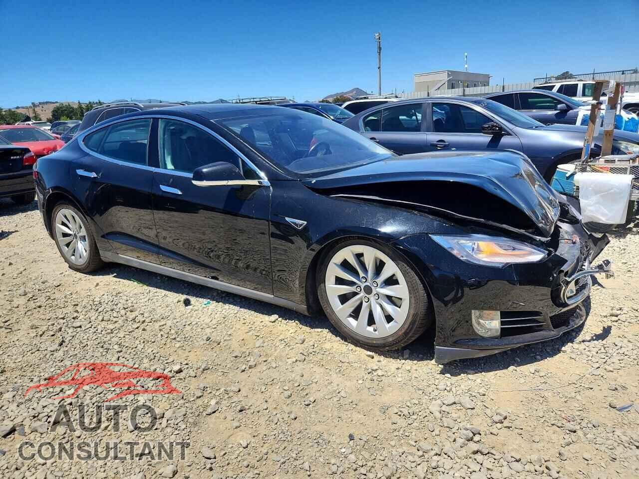 TESLA MODEL S 2013 - 5YJSA1DP2DFP26016