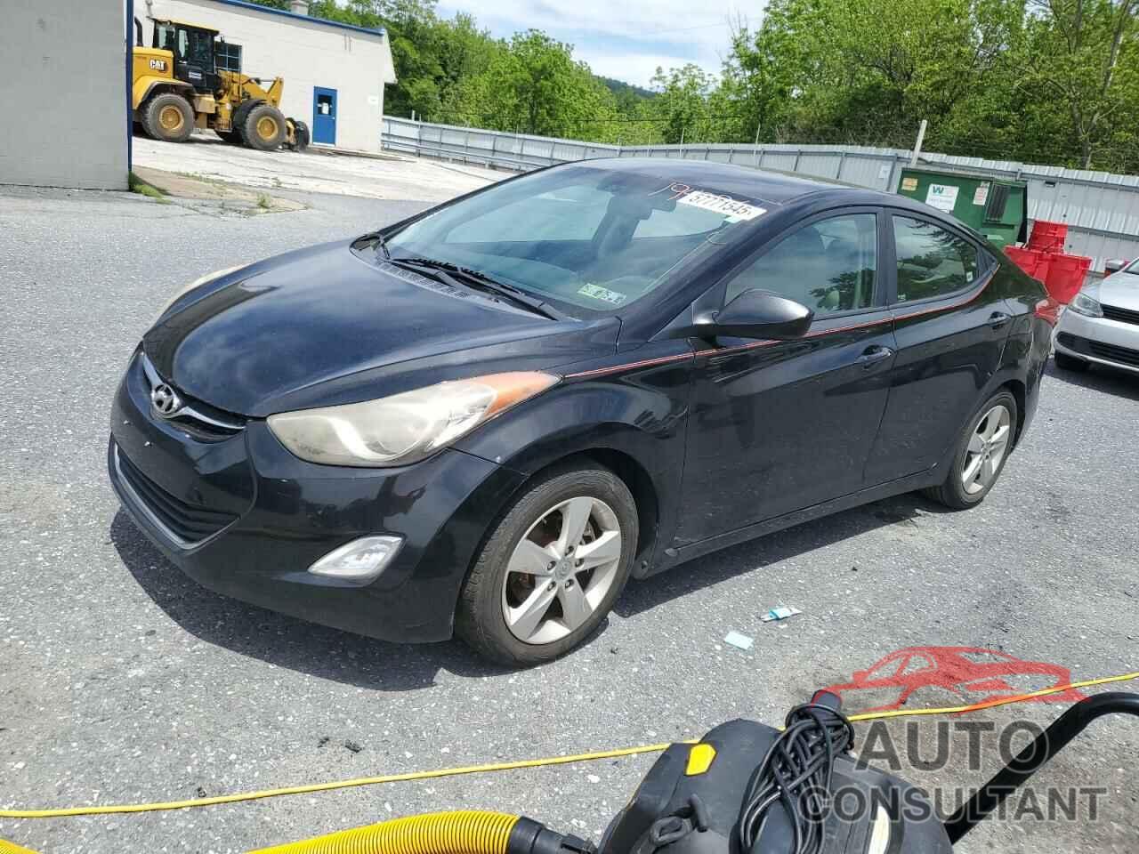 HYUNDAI ELANTRA 2012 - KMHDH4AE3CU194026