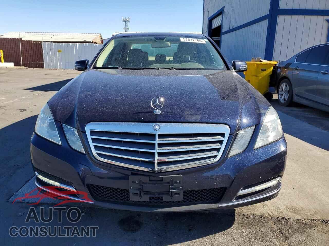 MERCEDES-BENZ E-CLASS 2012 - WDDHF5KB8CA596332