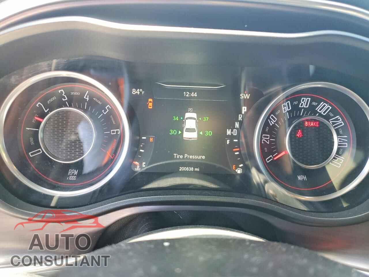DODGE CHALLENGER 2015 - 2C3CDZAG6FH804040