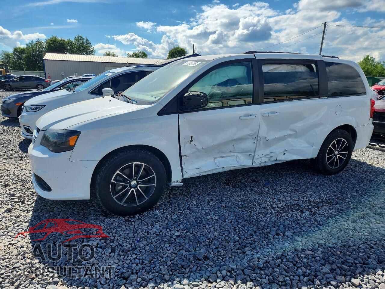 DODGE CARAVAN 2019 - 2C4RDGEG0KR663961