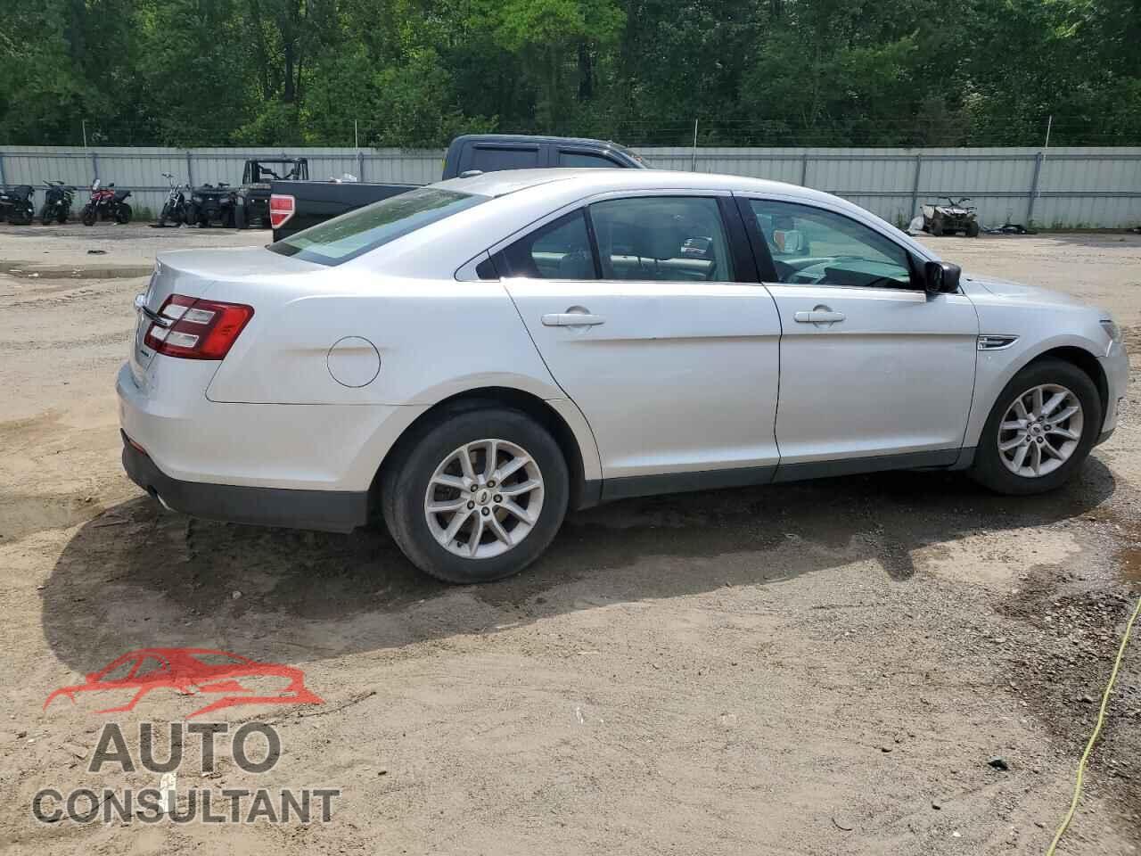 FORD TAURUS 2015 - 1FAHP2D88FG126137