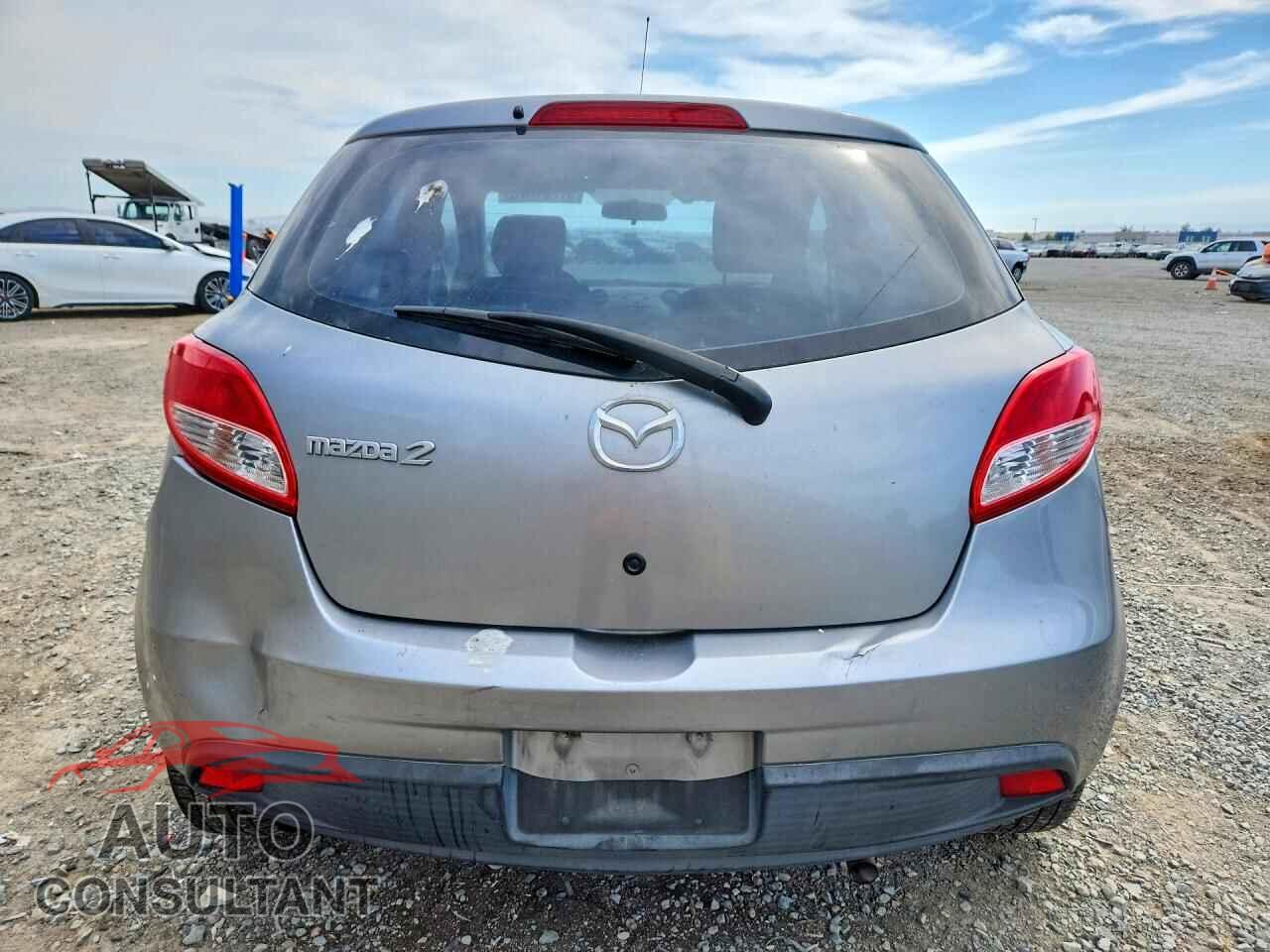 MAZDA 2 2014 - JM1DE1KZ1E0173022