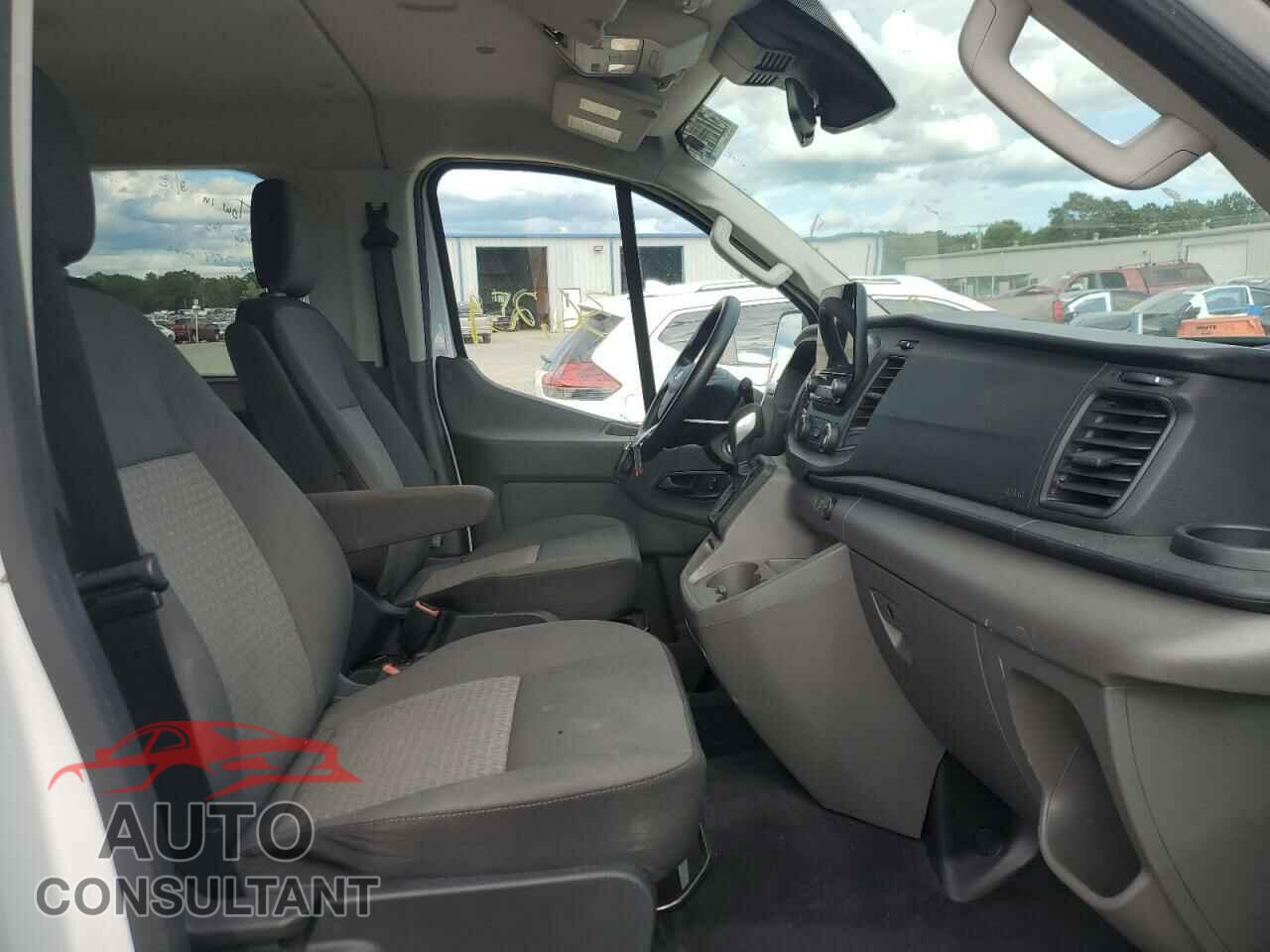 FORD TRANSIT 2021 - 1FBAX2Y86MKA66024