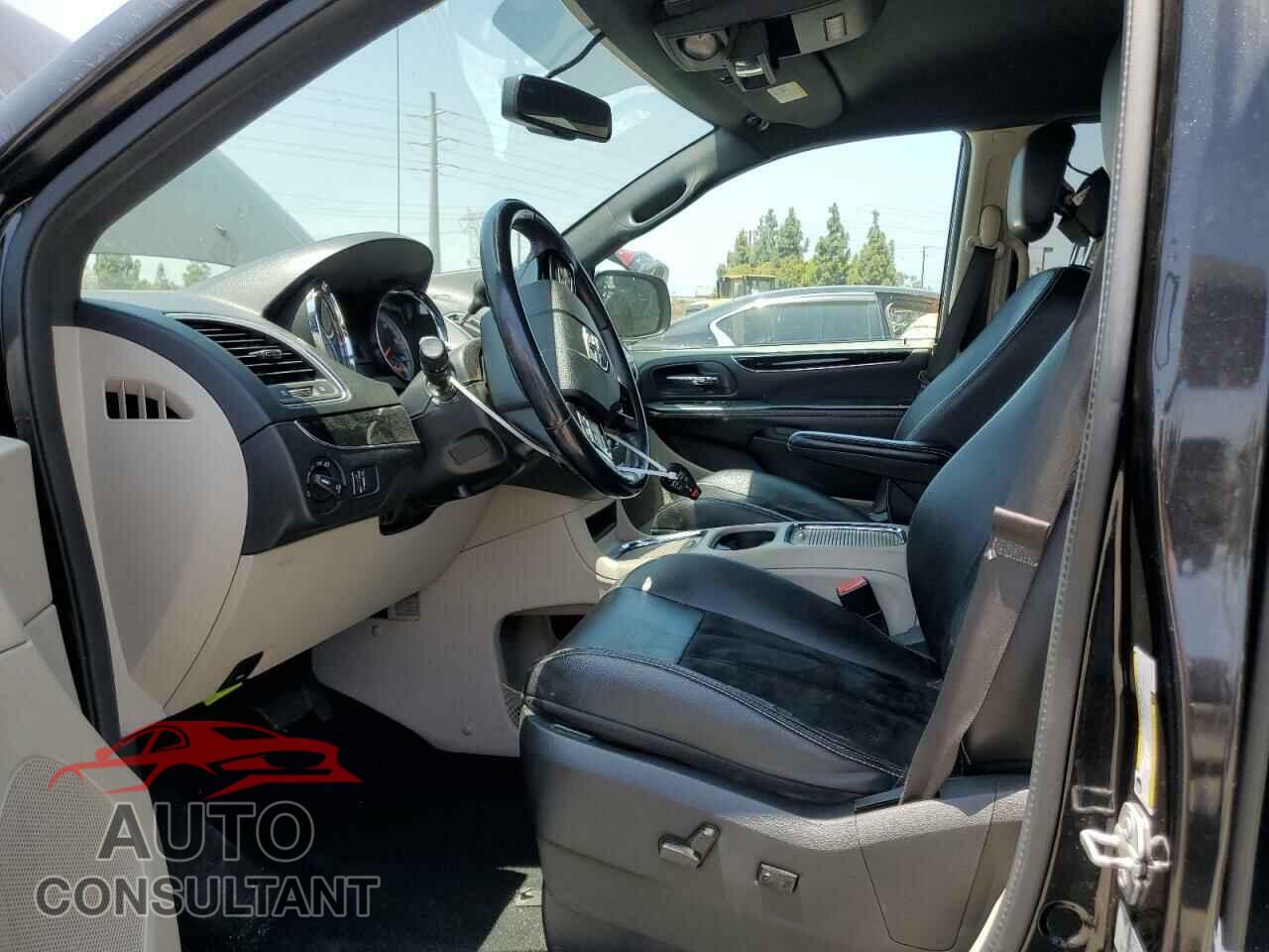 DODGE CARAVAN 2017 - 2C4RDGCG3HR824556