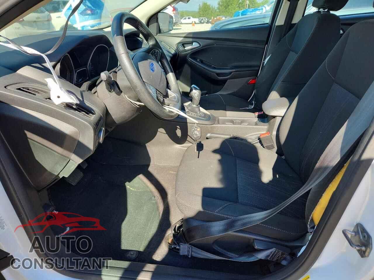 FORD FOCUS 2016 - 1FADP3F2XGL267409
