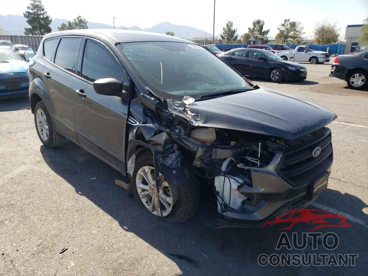 FORD ESCAPE 2017 - 1FMCU0F71HUD66295