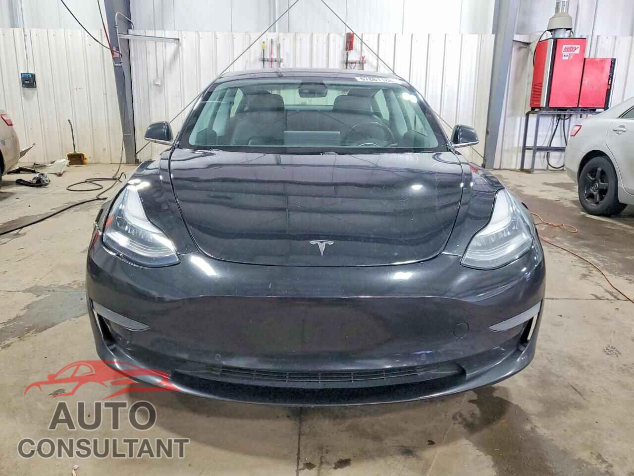TESLA MODEL 3 2018 - 5YJ3E1EB3JF186697