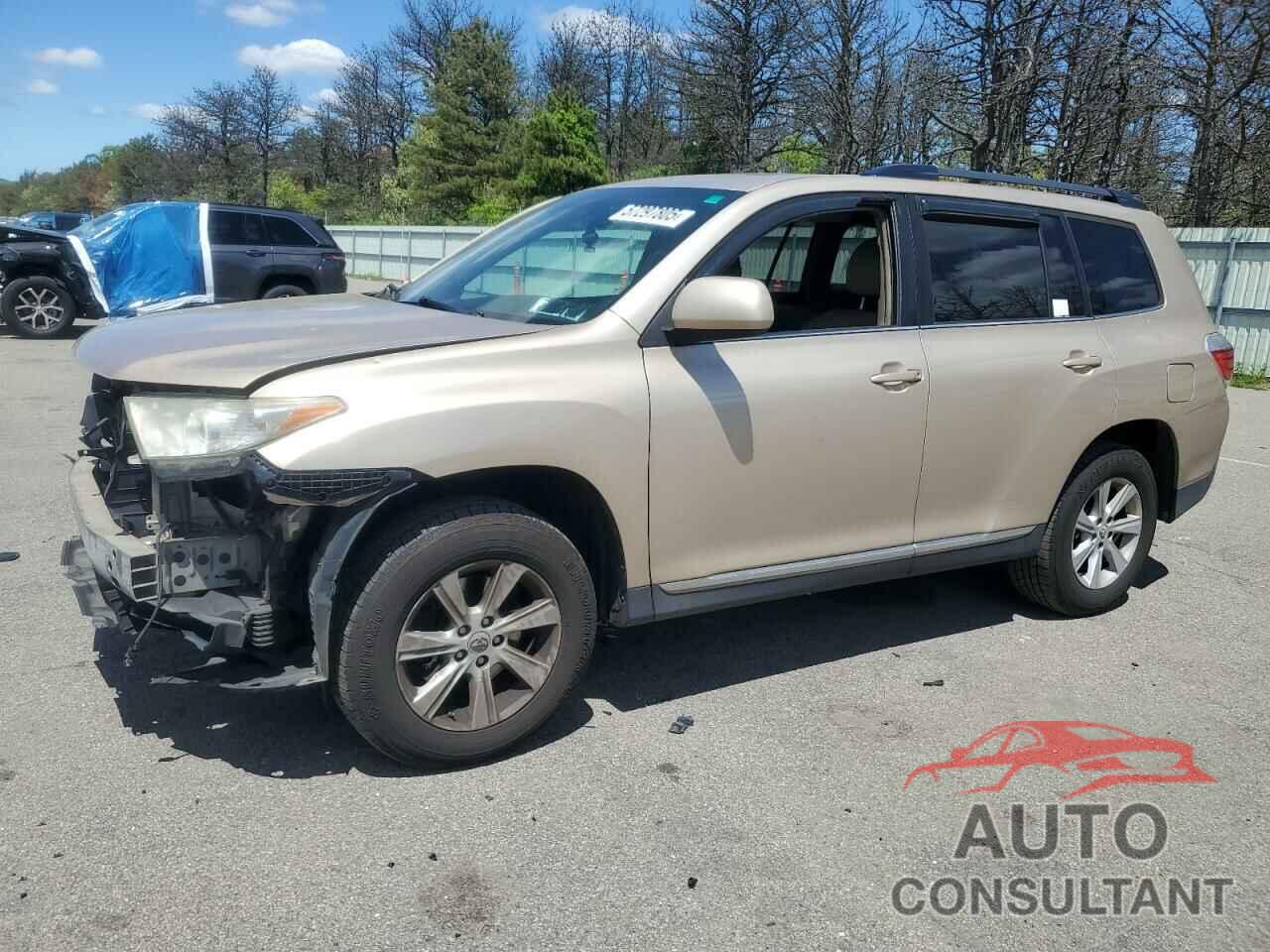 TOYOTA HIGHLANDER 2013 - 5TDBK3EH0DS185690