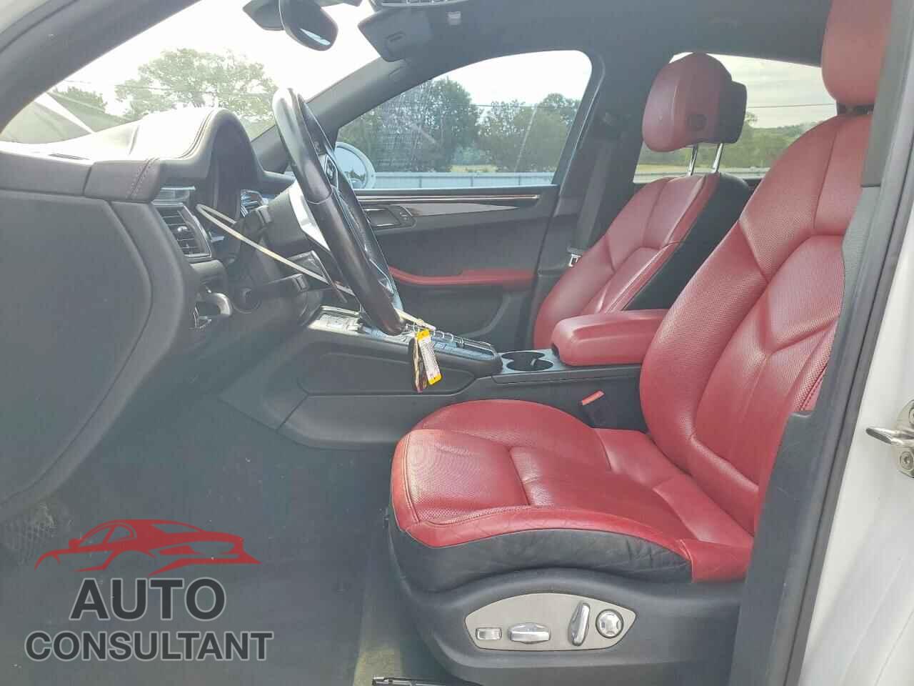 PORSCHE MACAN 2017 - WP1AB2A54HLB15441