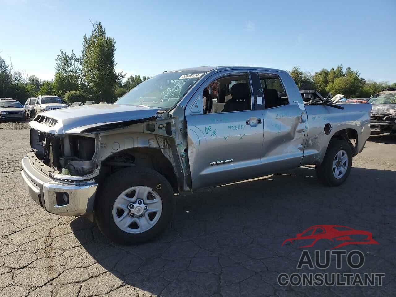 TOYOTA TUNDRA 2018 - 5TFUM5F14JX077370