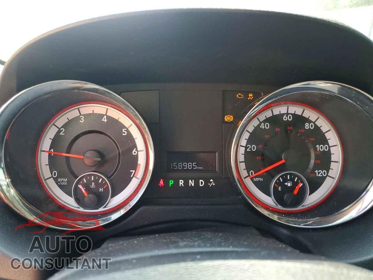 DODGE CARAVAN 2011 - 2D4RN4DG8BR771986
