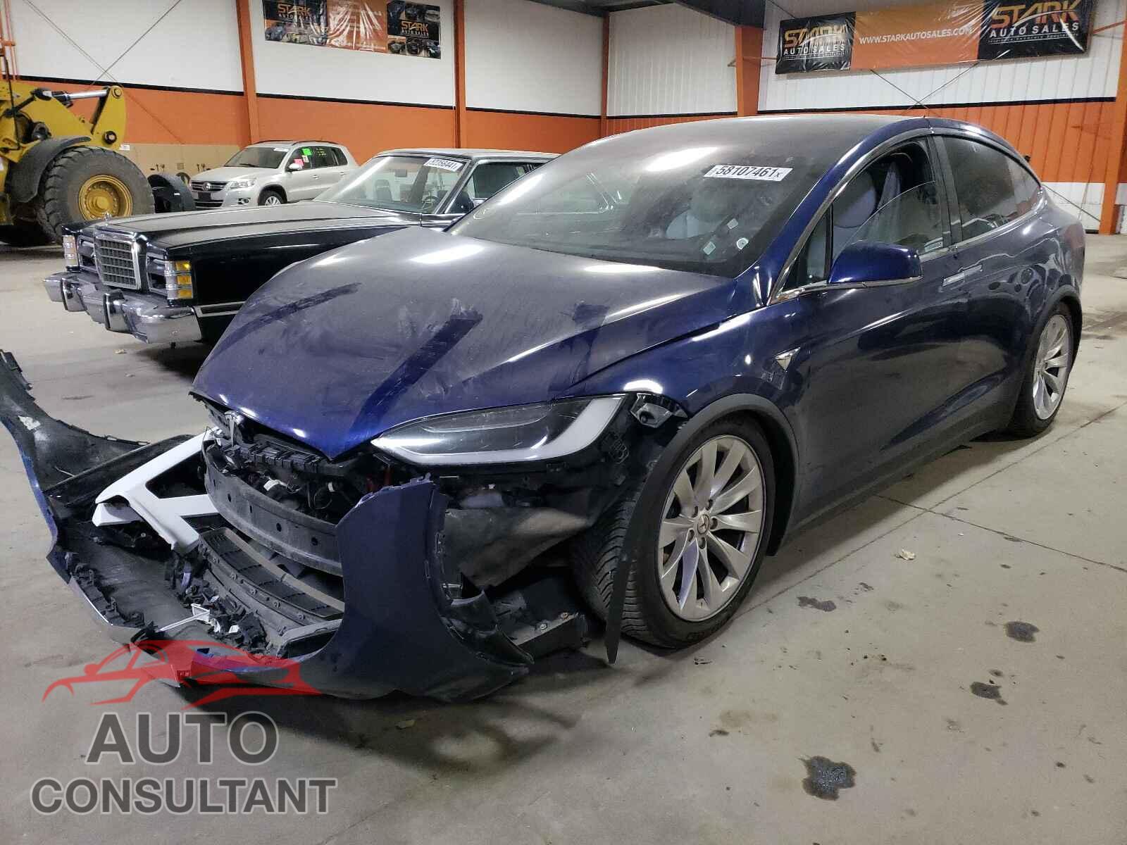 TESLA MODEL X 2017 - 5YJXCDE22HF035191