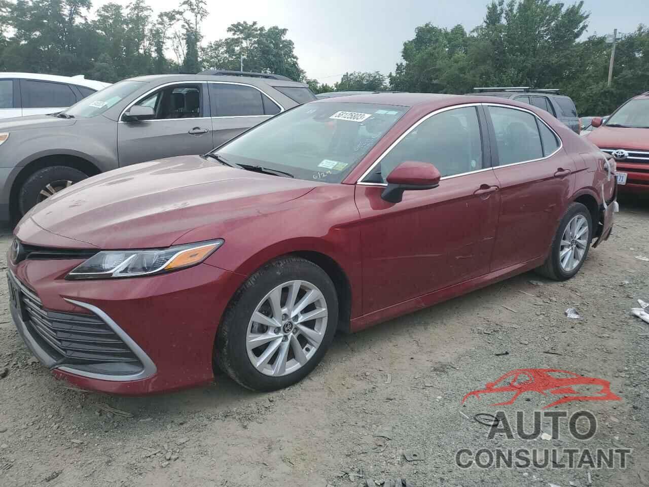 TOYOTA CAMRY 2022 - 4T1C11AK9NU693694