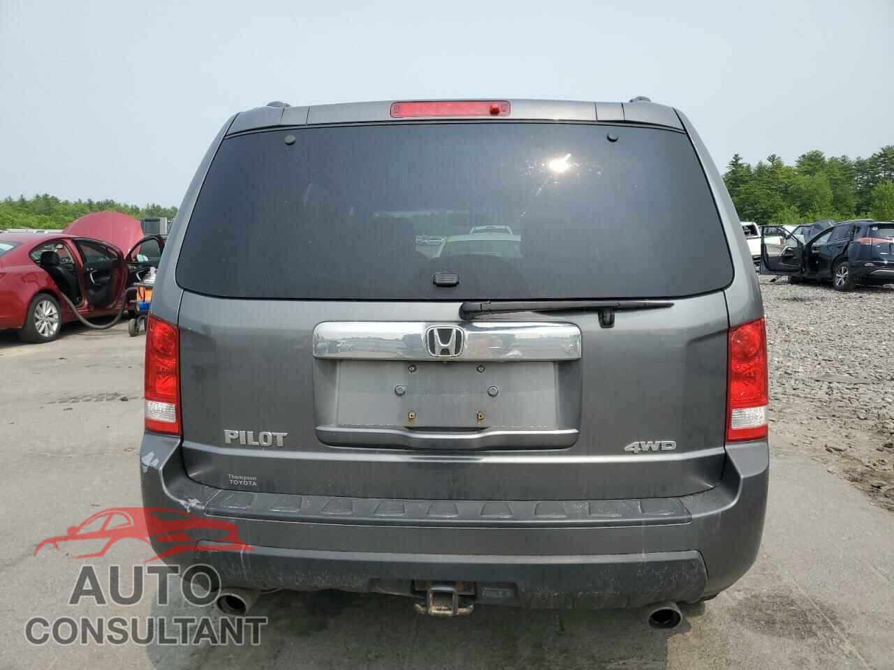 HONDA PILOT 2011 - 5FNYF4H61BB081144