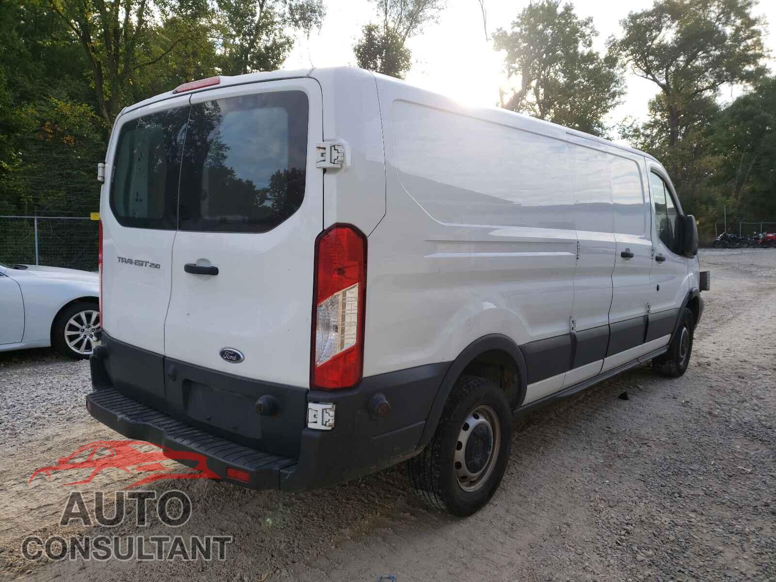 FORD TRANSIT CO 2017 - 1FTYR2ZM2HKA96983