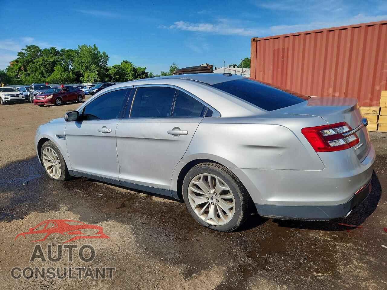 FORD TAURUS 2017 - 1FAHP2F85HG111885