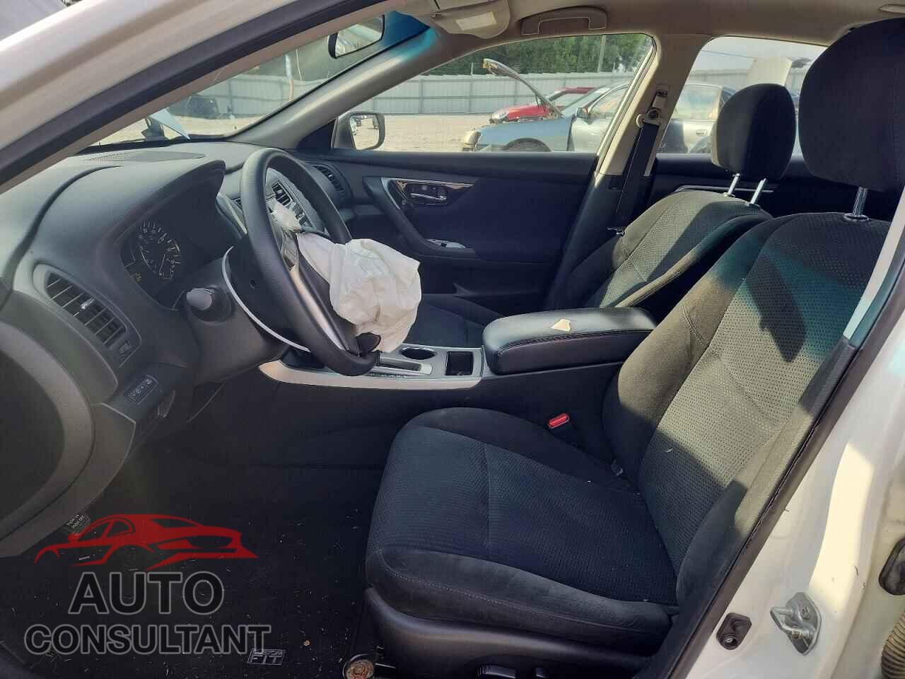 NISSAN ALTIMA 2015 - 1N4AL3AP1FC274541