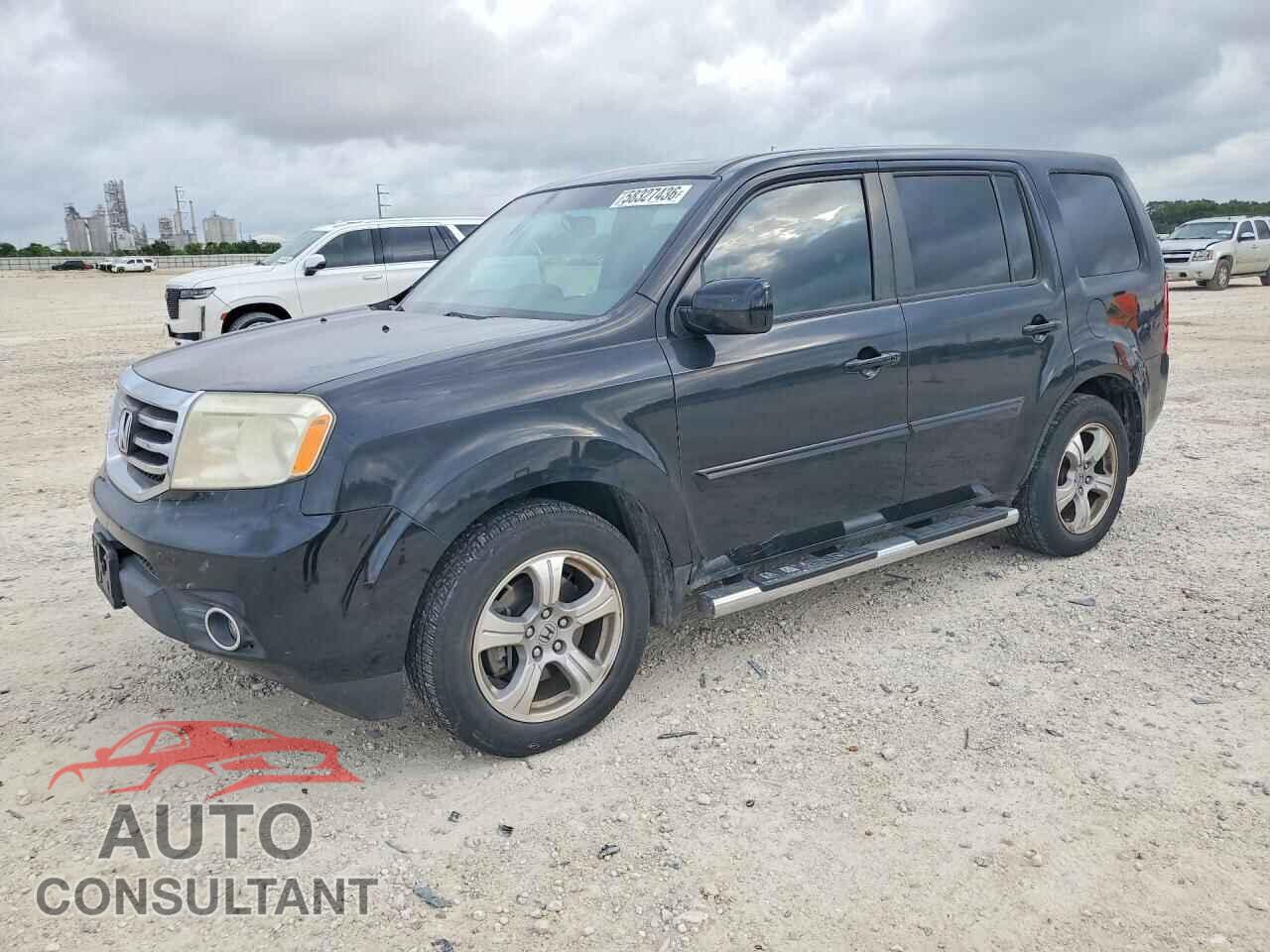 HONDA PILOT 2013 - 5FNYF3H68DB016143