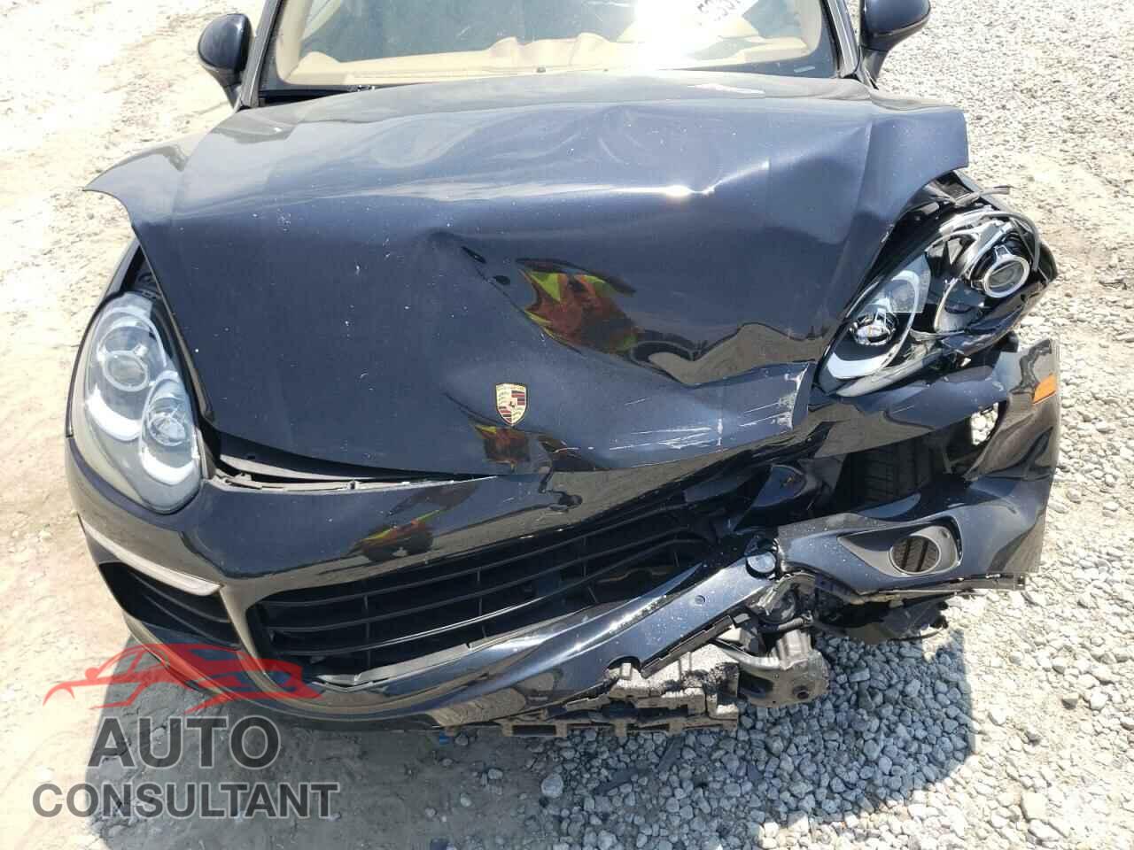 PORSCHE CAYENNE 2016 - WP1AA2A21GLA08662