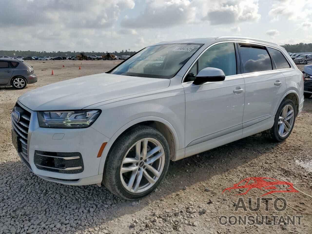 AUDI Q7 2018 - WA1VAAF77JD016925