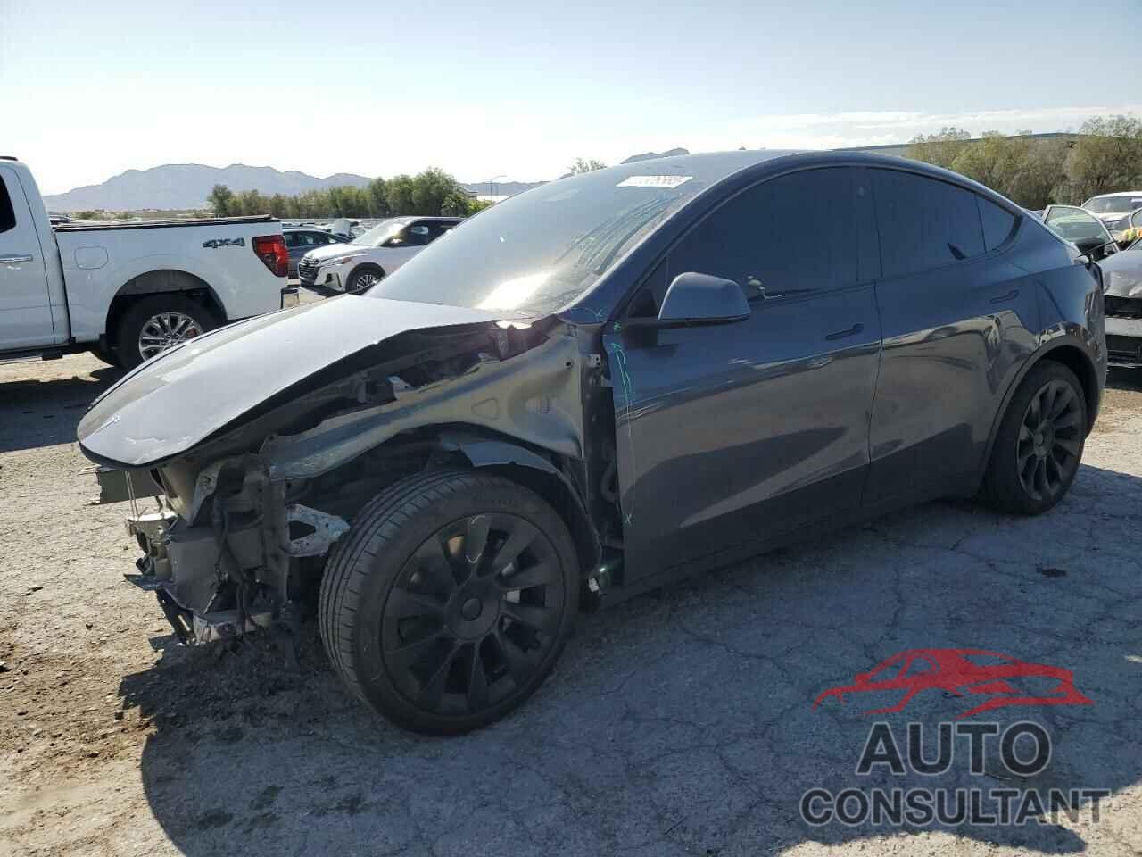 TESLA MODEL Y 2021 - 5YJYGDEE8MF111543