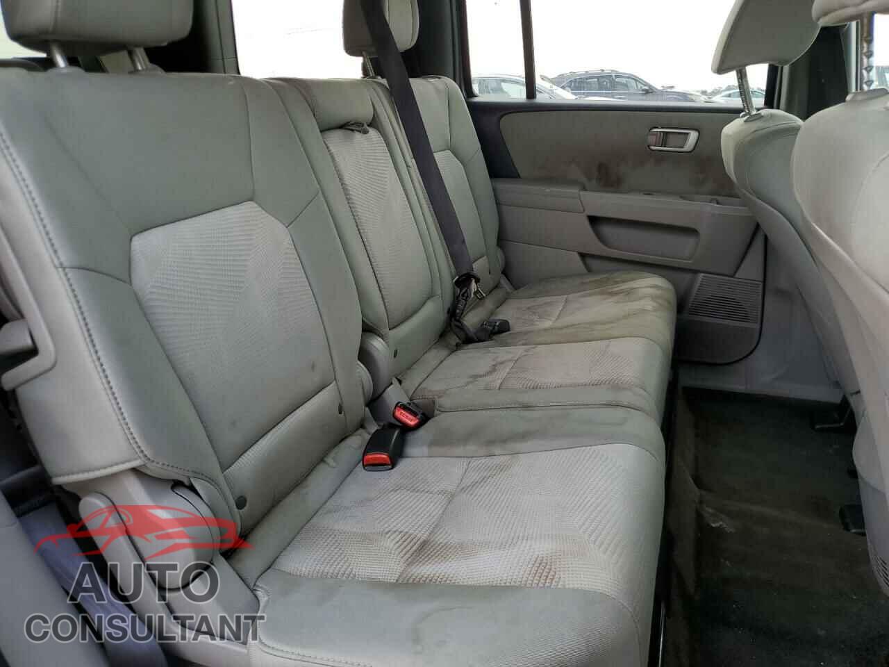 HONDA PILOT 2013 - 5FNYF4H21DB062190