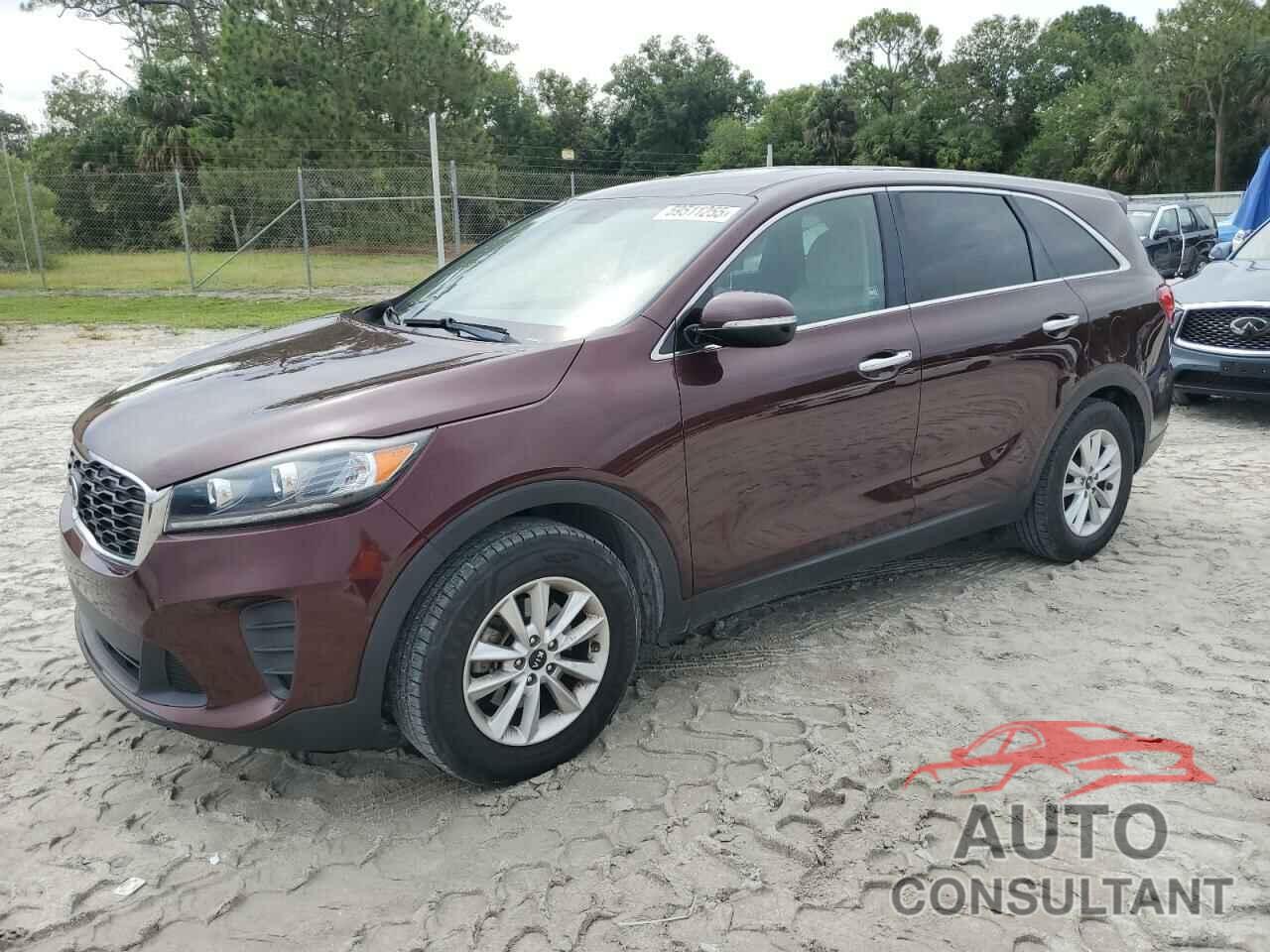 KIA SORENTO 2019 - 5XYPG4A51KG491221
