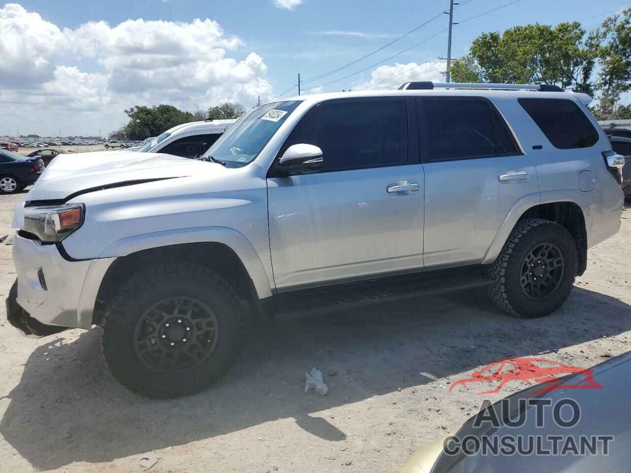 TOYOTA 4RUNNER 2022 - JTENU5JR7N6051564