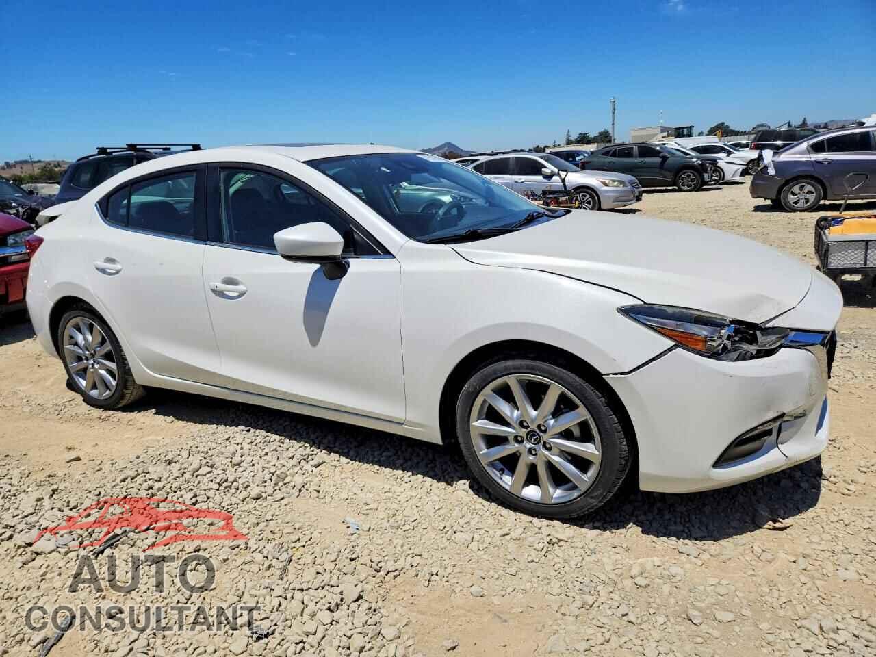 MAZDA 3 2017 - 3MZBN1V75HM123627