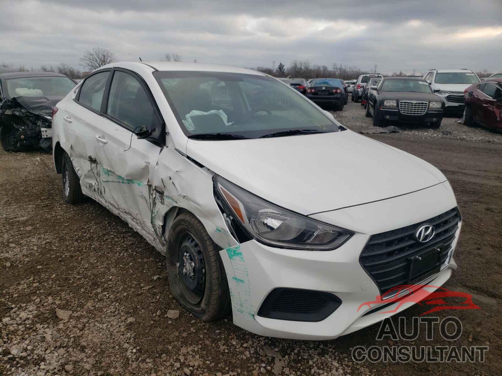 HYUNDAI ACCENT 2018 - 3KPC24A38JE007388