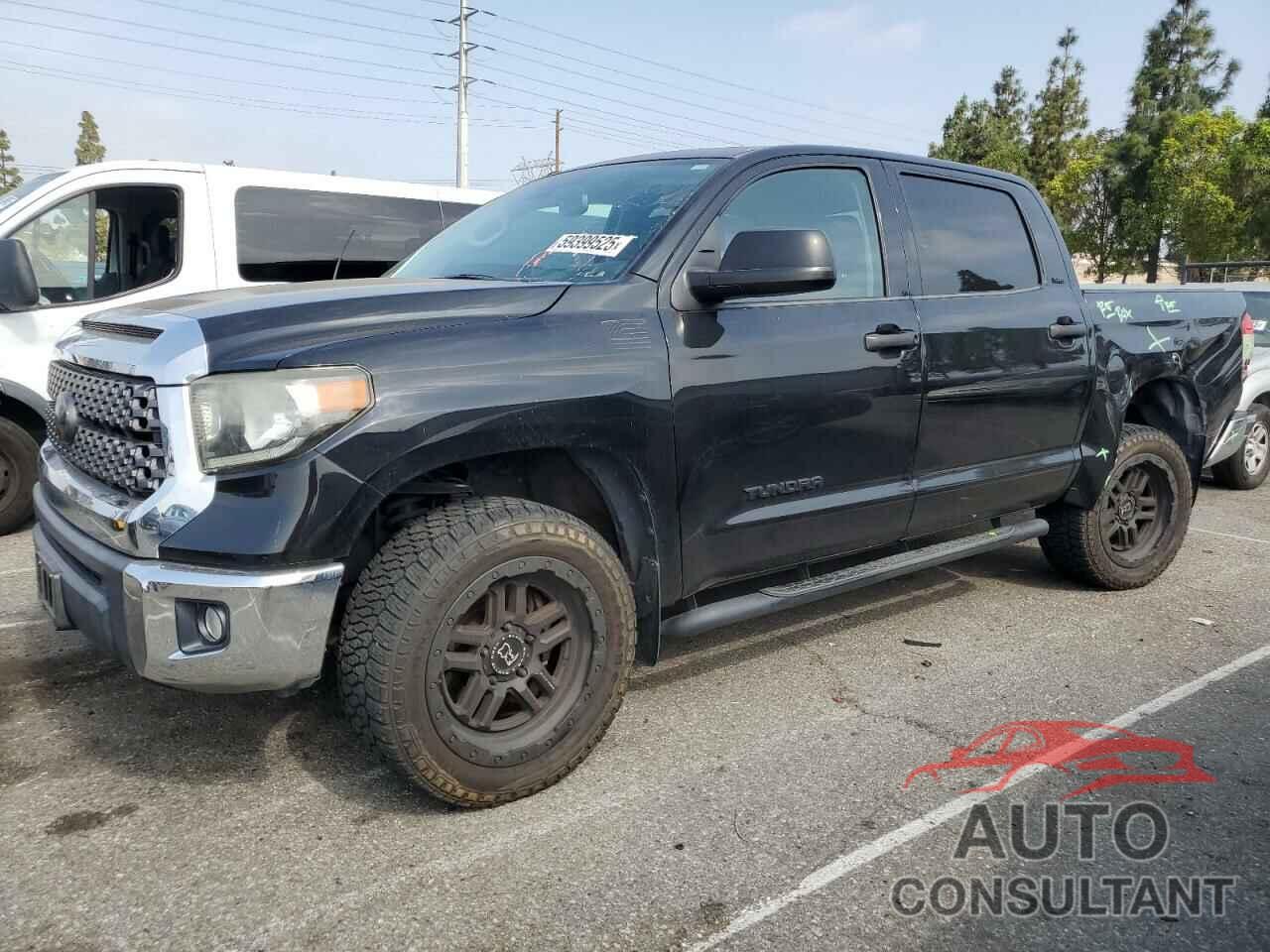 TOYOTA TUNDRA 2018 - 5TFEM5F14JX131688