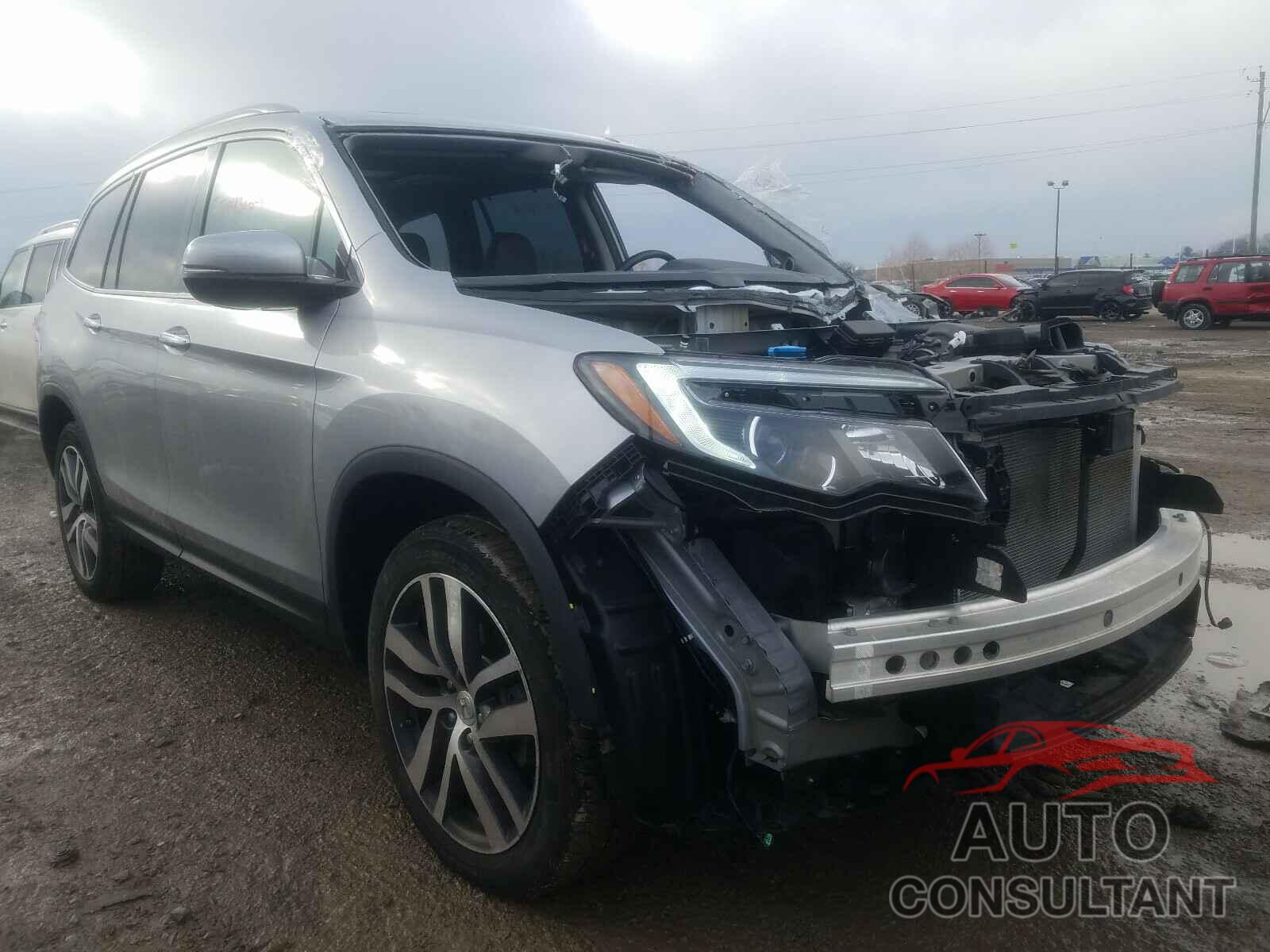 HONDA PILOT 2017 - 5FNYF6H05HB076674