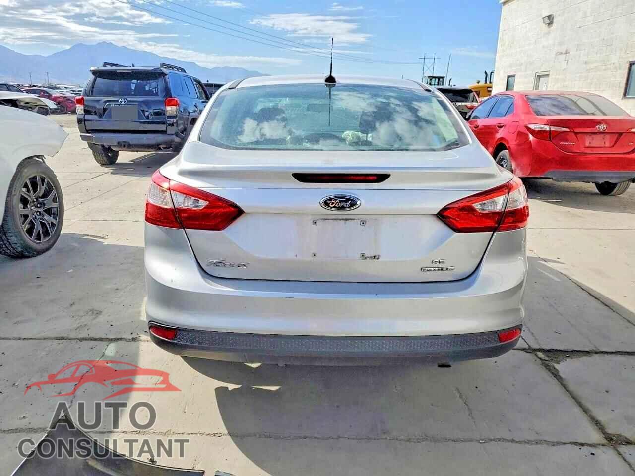FORD FOCUS 2013 - 1FADP3F26DL323065